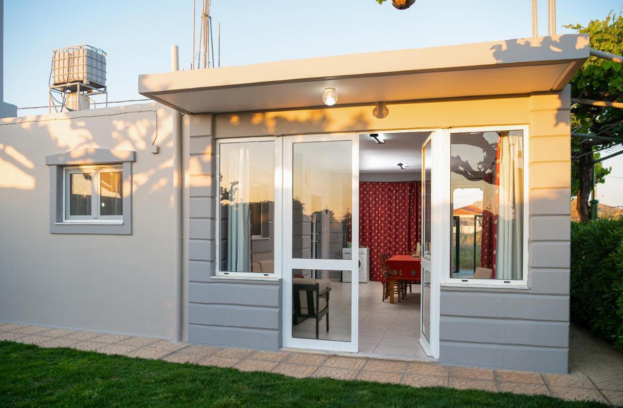 Petrakis Afrathias Garden House Βίλα Καλαμάκι Εξωτερικό φωτογραφία